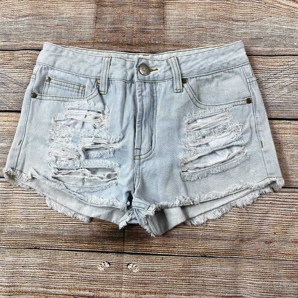 ISLA Distressed Hot Pants Women Size 6 Small Casual Fringe Denim Jean Shorts